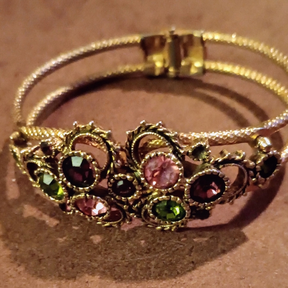 Vintage/Antique 1940/50's Sarah Coventry Filigree Clamper Cuff Bracelet